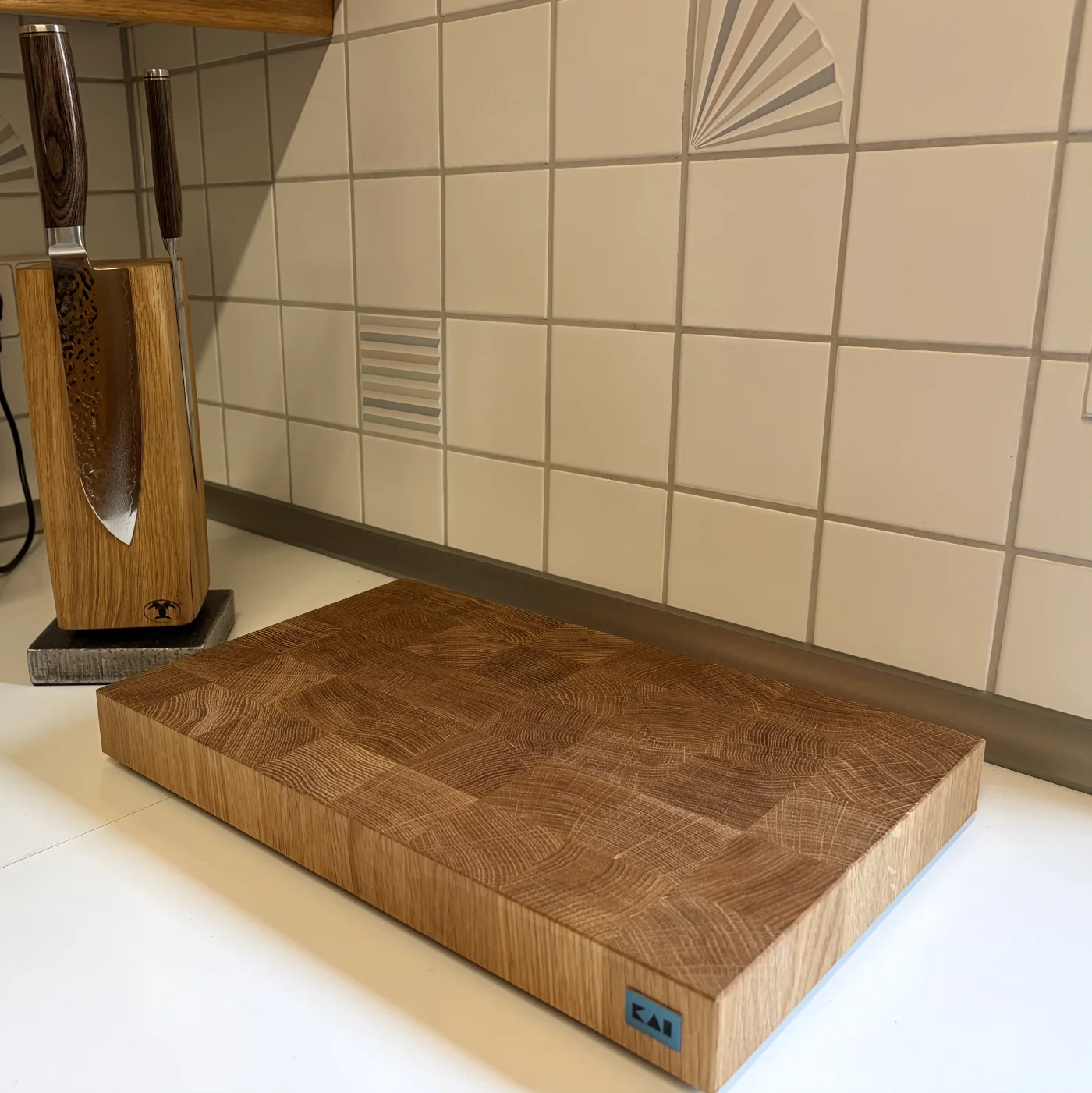 KAI DM-0795 Hackblock Butcher Board Schneidbrett Eiche