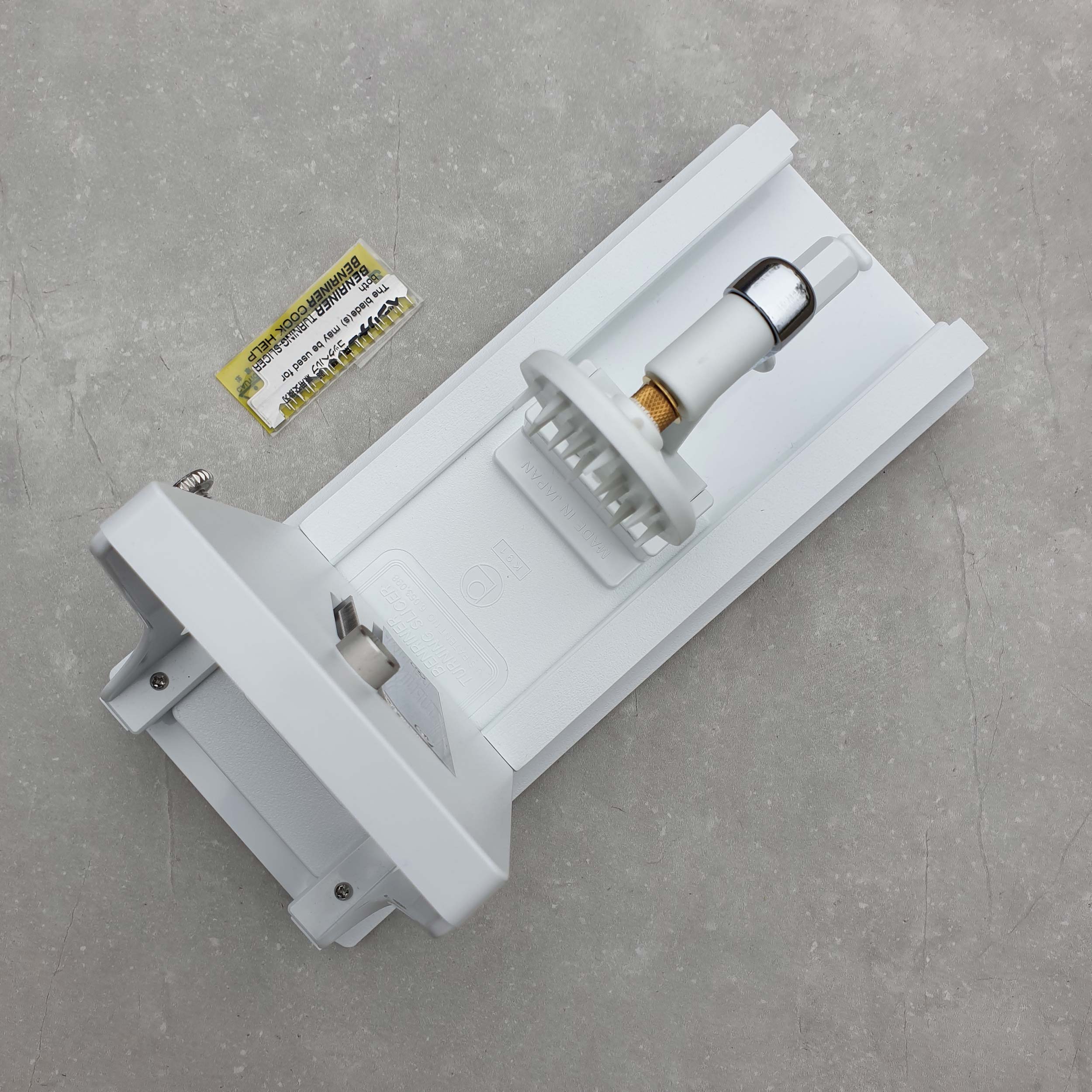 Benriner Gemüse Spiralschneider BN-7W Horizontal weiß
