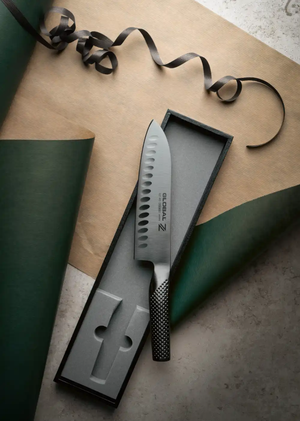 Global GZ-80 Black Santoku 18 cm